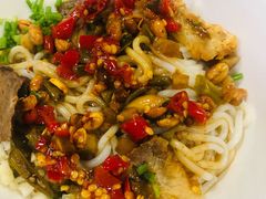 -牛八宝桂林米粉(八里庄店)