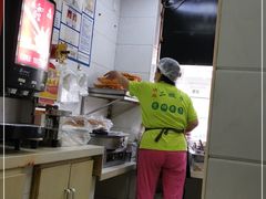 -清真·二嫂子煎饼果子(卫津路总店)