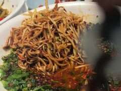 -老周家酱卤猪蹄私房菜(克拉玛依西街店)
