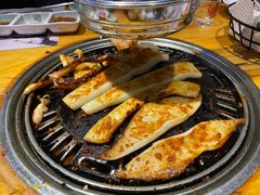 -唯成•韩国炭火烤肉 유성고기