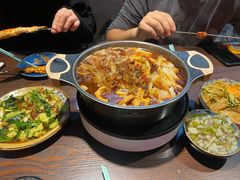 -鼎牛牛炖锅·烤串(温泉路店)