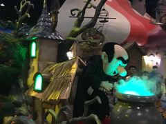 -蓝精灵乐园·世茂精灵之城主题乐园