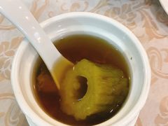 凉瓜排骨煲-旭璟酒家·传统粤菜·湘菜(逸景路店)