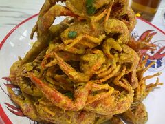 咸蛋黄小龙虾-辣螃铠盆盆蟹大排档(总店)