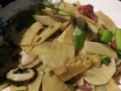 -缘来聚·徽菜名店(黄山宏村店)