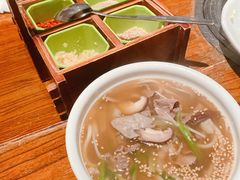-萨拉伯尔(燕莎友谊商城店)