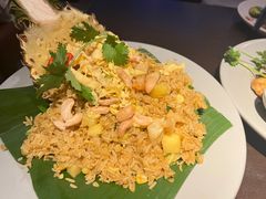 -大头虾越式风味餐厅(光明广场店)