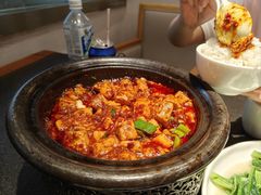 -万重锦·人文川菜馆(骡马市店)