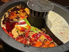 -晓宇重庆火锅(西安荟聚店)