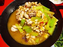 牛蛙铜锅烧-侯师傅热炒店(印象城店)