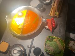 -湊湊火锅·茶憩(杭州湖滨银泰in77店)