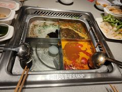 -海底捞火锅(金山百联店)