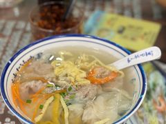 鲜肉馄饨-长人馄饨铺(解放街店)
