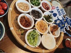 -包整·丝娃娃(甲秀楼景观店)