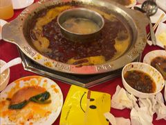 -山城年华老火锅(玉林店)