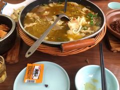 -有红鸡毛店·川菜(建设路店)