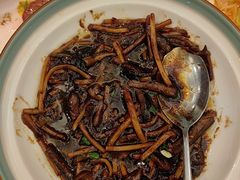 -沪华海鲜大酒楼(南汇店)