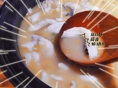 -九锅一堂酸菜鱼(石家庄先天下店)