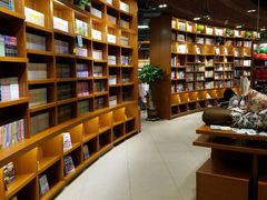 -博览书店(越秀悦汇天地店)
