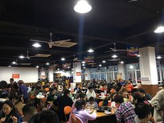 大堂-皖北巫氏三胖地锅鸡(长淮总店)