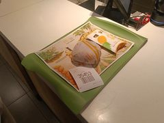 -麦当劳(轻轨曹杨路店)
