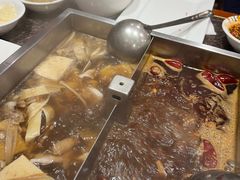 -皇城老妈·大连海鲜火锅(港湾店)