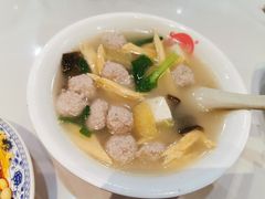 生汆丸子汤-子午路张记肉夹馍(小寨西路店)