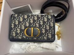 -小飞侠奢侈品回收 寄卖 养护(宝山宝龙广场店)