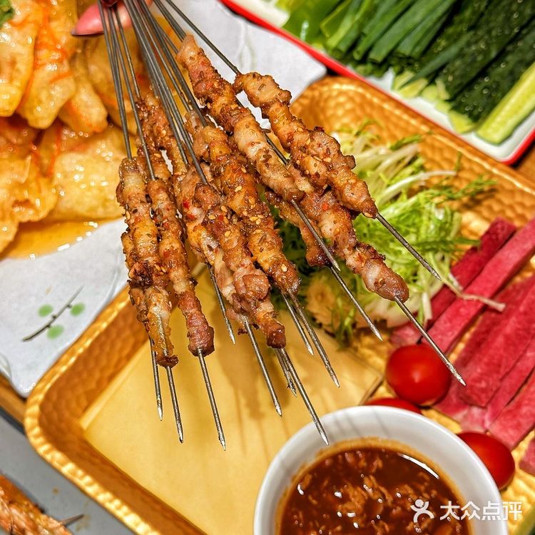 这家烧烤东北菜也太好吃了❗