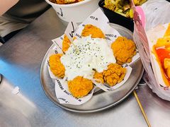 -W COLLECTIVE  DESSERT SHOP