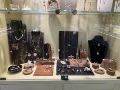 -HeyJewel全球独立设计师原创首饰集合店