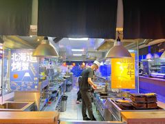 自助取餐区-日进一片海.生腌海鲜火锅.宵夜烧烤(三里屯总店)