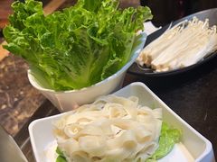 -七欣天香辣蟹火锅(上海安亭新源路店)
