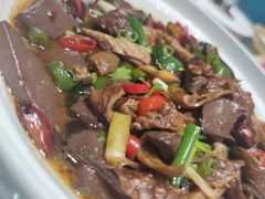 -学生路大别山酒店