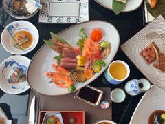 -新鲜特色餐厅(香格里拉大酒店)