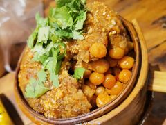 -有红鸡毛店·砂锅菜(抚琴夜市店)