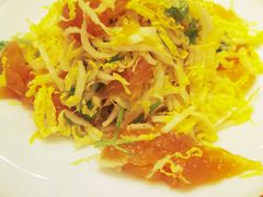 白菜心拌海蜇头-乌兰湖畔草坪轻奢营地