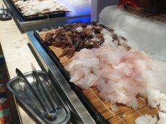 -亚马逊环球美食百汇(新城吾悦广场店)