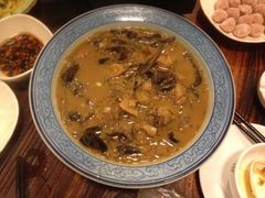 小鸡炖蘑菇-苏师傅菜馆(上沙店)