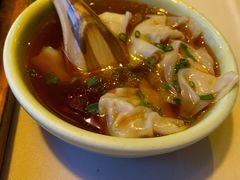 红油抄手-龙门阵茶屋川菜馆(武康路店)