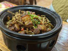 -辣妹子湘菜馆(龙船坪路店)