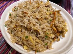 -香巴拉云南餐厅(华莱坞店)