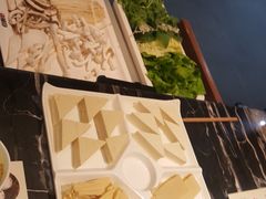 -何鲜菇火锅(大营盘店)