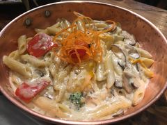 -I HOLIC艾豪丽披萨(KKone店)