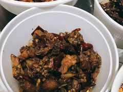 招牌冷吃兔-鑫记婆婆兔·成都特产·兔头手撕兔(太古里店)