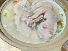 -叁煨蹄花·下饭盐帮菜(人民广场店)