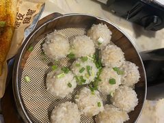 -老街烧烤大排档·地道湖北菜·龙虾馆(汉口火车站店)
