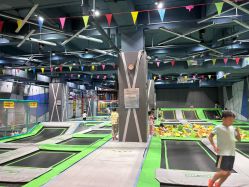 -反弹蹦床公园·亲子乐园·团建·派对(尚品奥莱店)