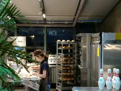 -HIGH FIVE哈福手工汉堡(桂林路店)