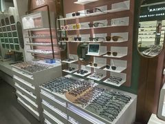 -GOOMI久米眼镜·蔡司·依视路·明月官方授权店(龙德紫金店)